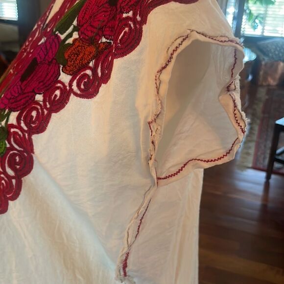 Embroidered Mexican Blouse - Picture 5 of 6